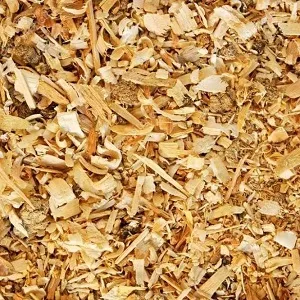 Хвойные опилки оптом в Черкесске и других различных марок заказать от 16 тонн