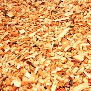 Щепа топливная оптом в Черкесске и других различных марок заказать от 16 тонн